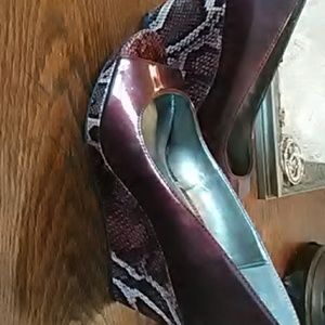 Womens Shoes